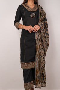 Black Kurta Set with Mirror Medallion &amp; Block Print Dupatta