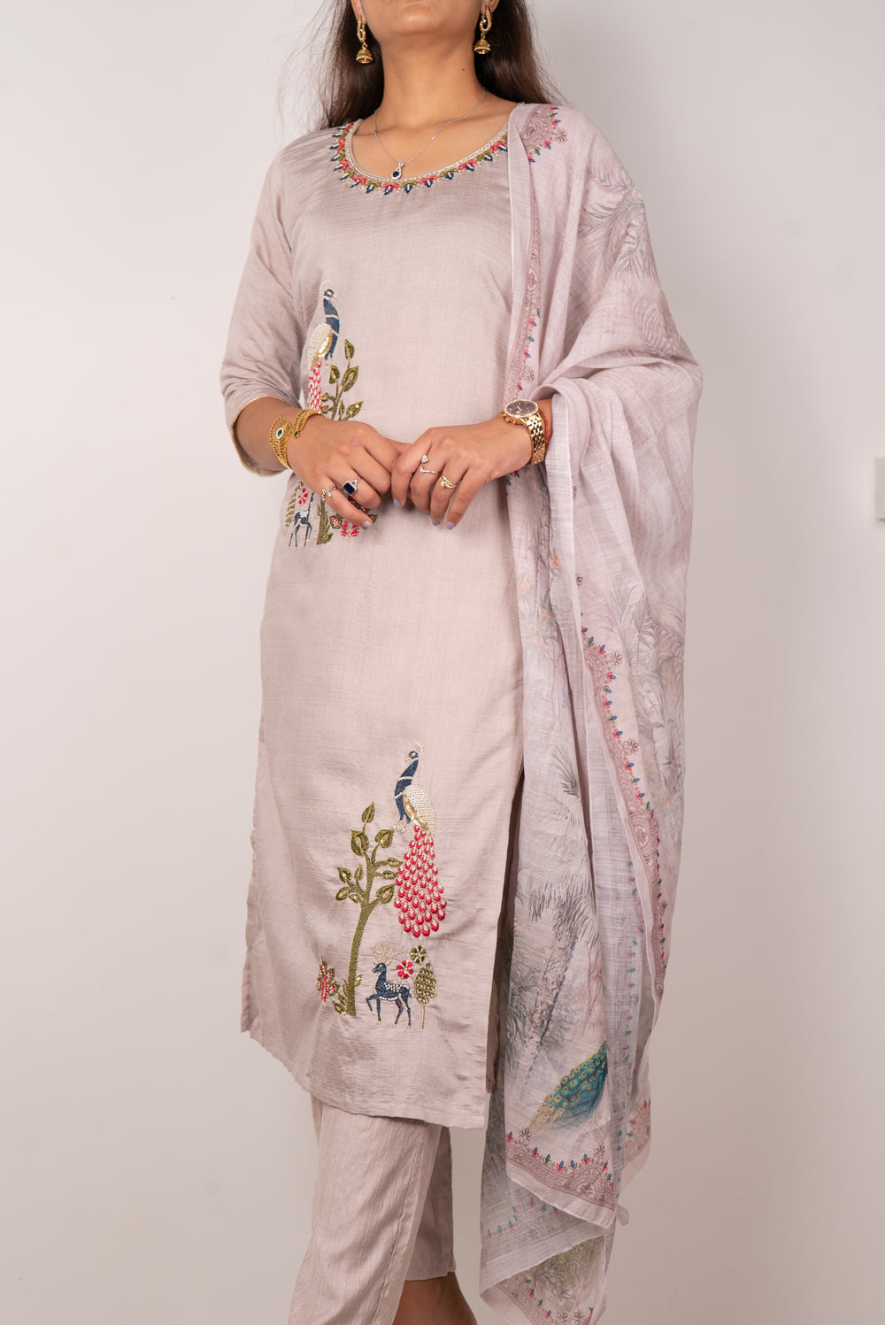 Mauve Kurta Set with Pichwai Peacock Embroidery