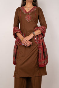 Chocolate Brown Kurta Set with Mirror-Work Pockets